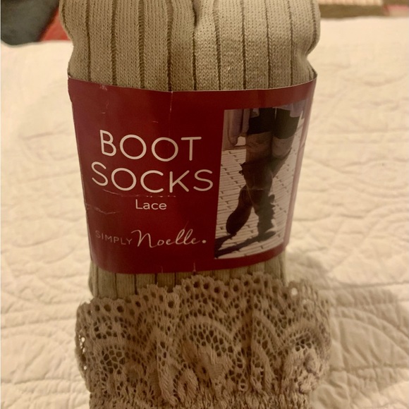 NWT Simply Noelle Boot socks Beige lace Top! So cute!! - Picture 6 of 8